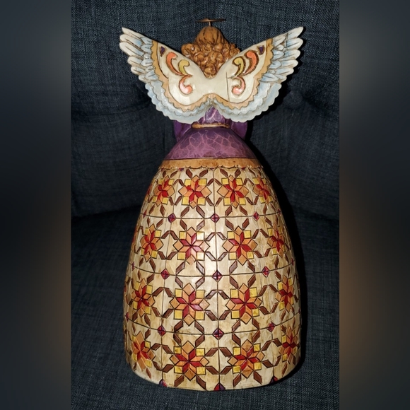 Jim Shore Heartwood Angel Prayer of Thankfulness Bless This Family - Picture 3 of 10